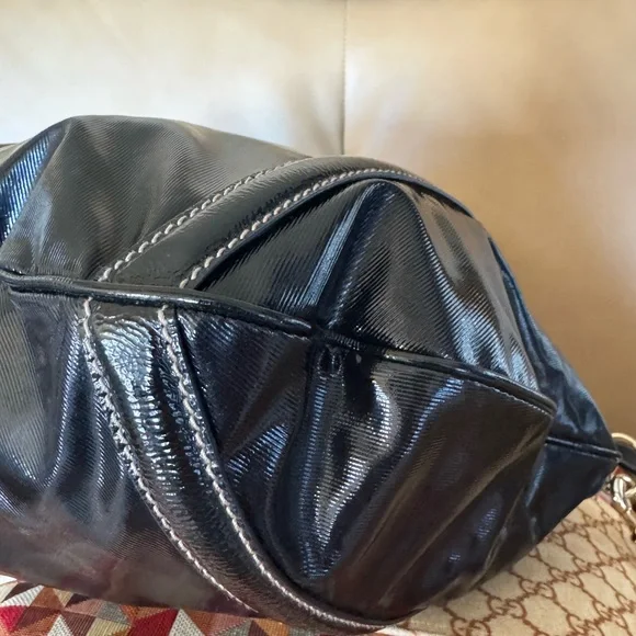 GUCCI Black Dialux Britt Hobo In EUC - Picture 8 of 13